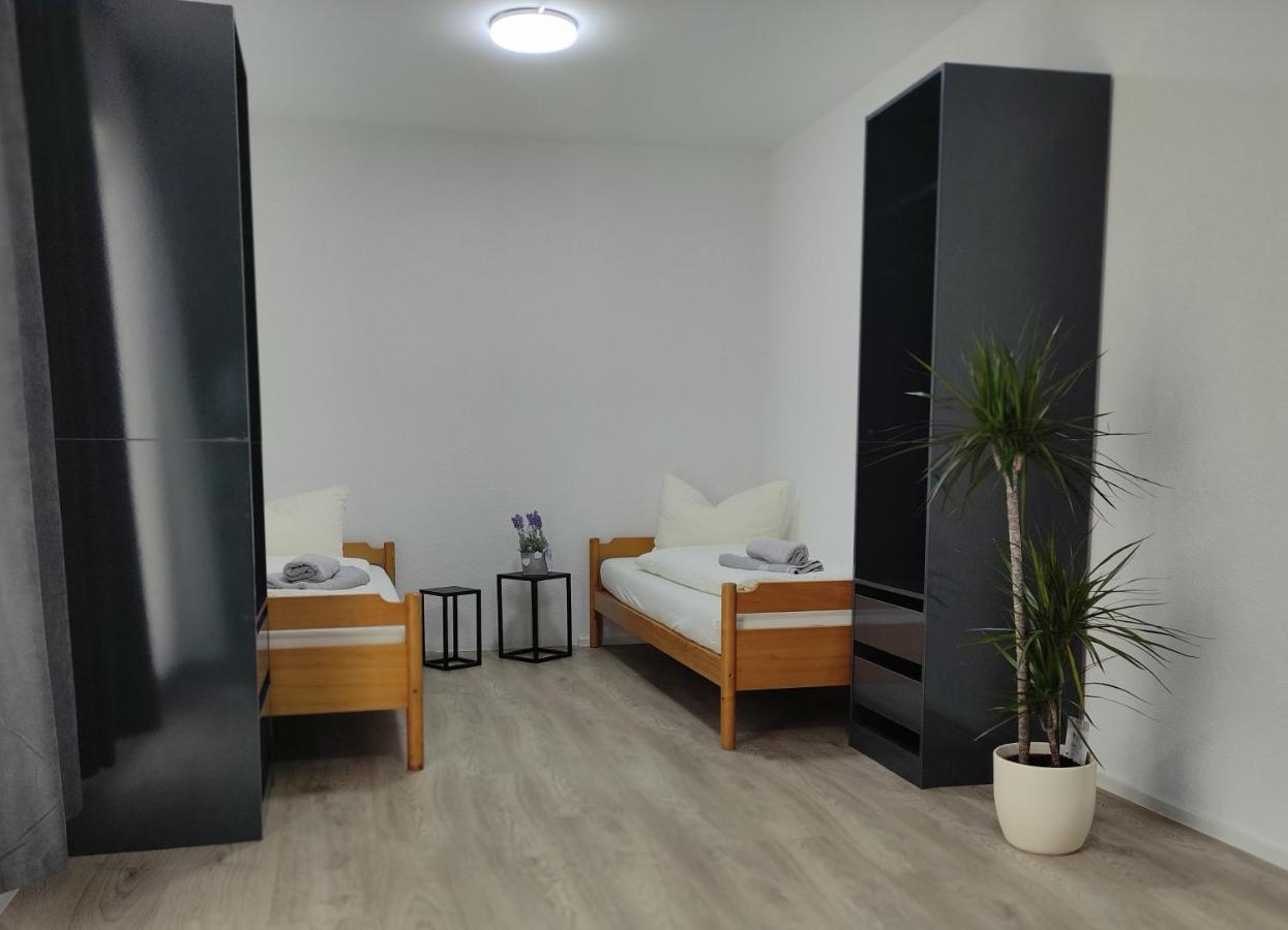 2 Zimmerwohnung In Bietingen 戈特马丁根 外观 照片