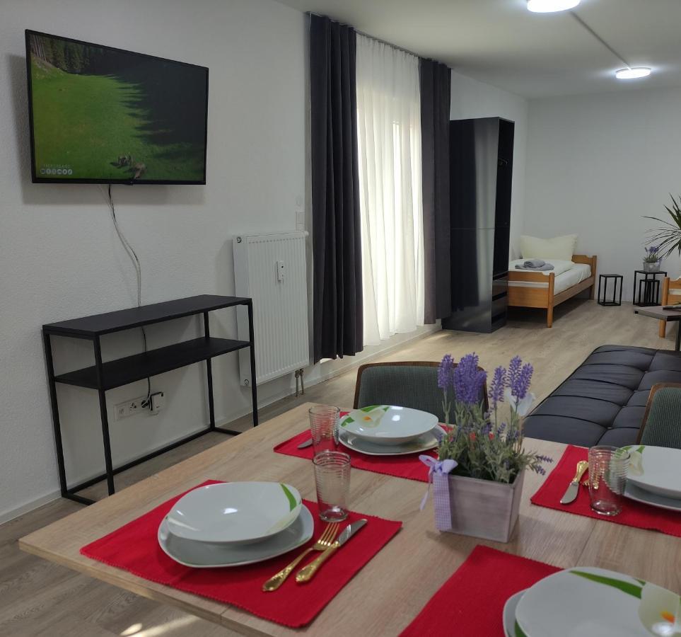 2 Zimmerwohnung In Bietingen 戈特马丁根 外观 照片
