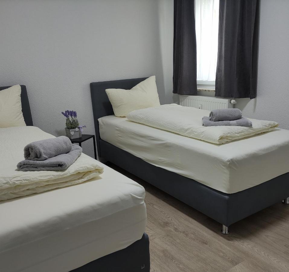 2 Zimmerwohnung In Bietingen 戈特马丁根 外观 照片